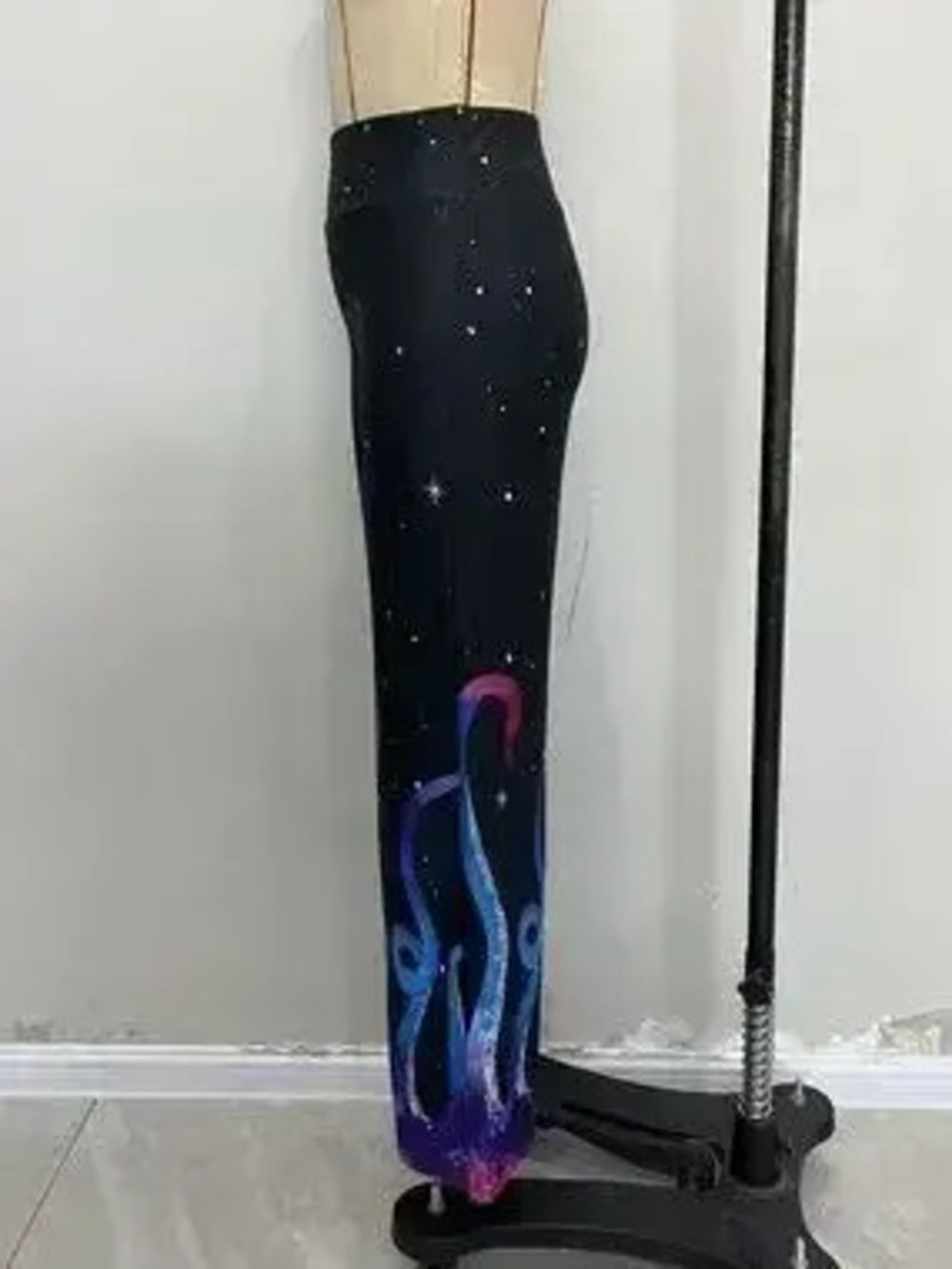 Galaxy Print Flare Pants - Picture 5 of 7